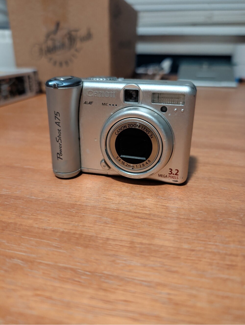 Canon PowerShot A75 Digital Camera 3.2 Megapixel For Parts or Repair